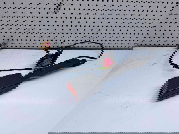  Capsa centura stanga fata Skoda Roomster (5) [Fabr 2006-2015] 5J0858471A