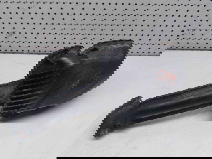 Rezonator aer Volvo XC60 [Fabr 2008-2017] 30774691 2.4 D5244T10  