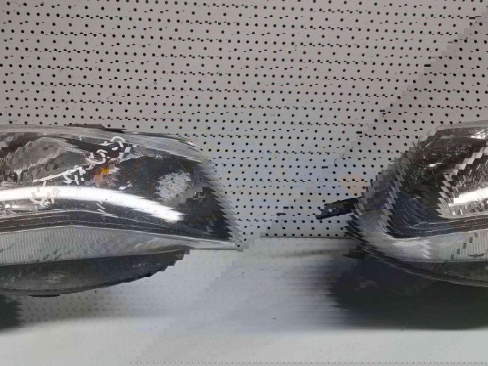  Far dreapta Seat Ibiza 5 (6P1,6J5) Hatchback [Fabr 2008-2017] 6J0941608