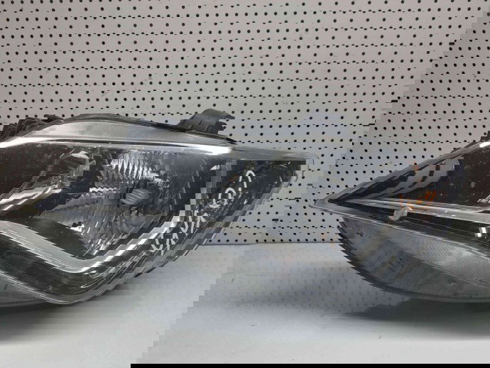  Far stanga Seat Ibiza 5 (6P1,6J5) Hatchback [Fabr 2008-2017] 6J0941607