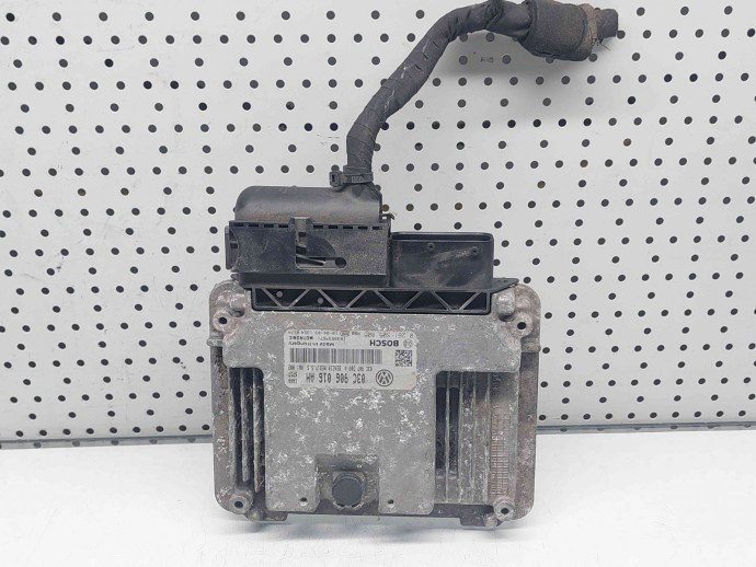 Calculator motor ECU, 03C906016AH, 0261S05805, Skoda Rapid (NH3) 1.4 TSI, CAX