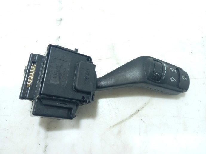 Maneta stergatoare Ford Kuga OEM 2008-2012