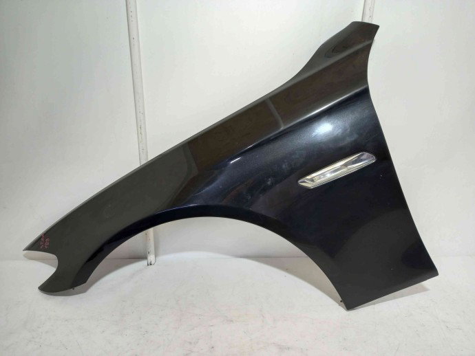 Aripa stanga fata Bmw 520D F10 2.0 N47 OEM 2011-2016