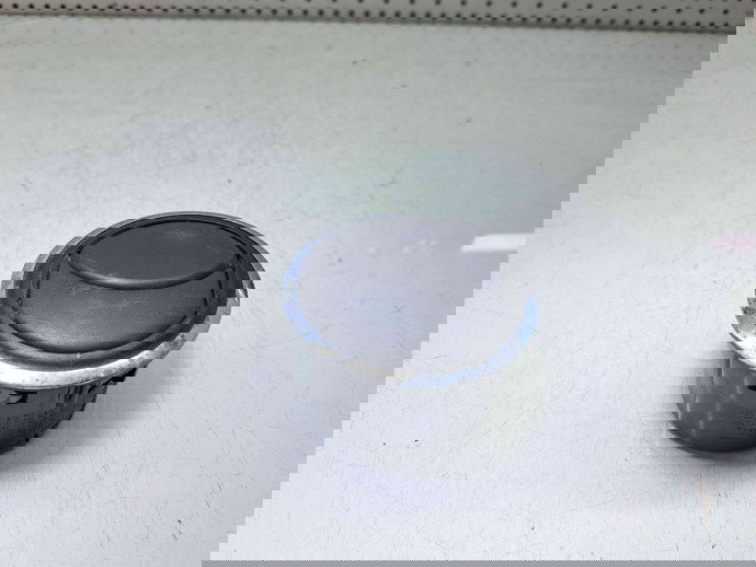  Grila aerisire stanga Dacia Duster [fabr 2010-2017] 687601987R