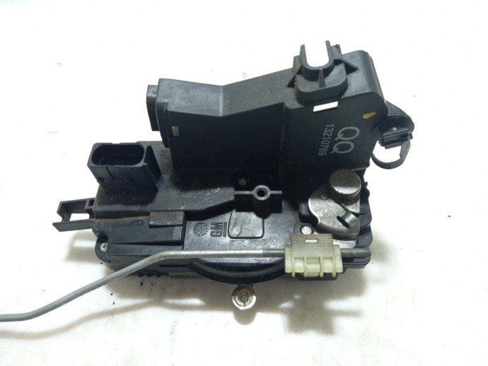 Broasca dreapta fata Opel Vectra C  13210769 2003-2008
