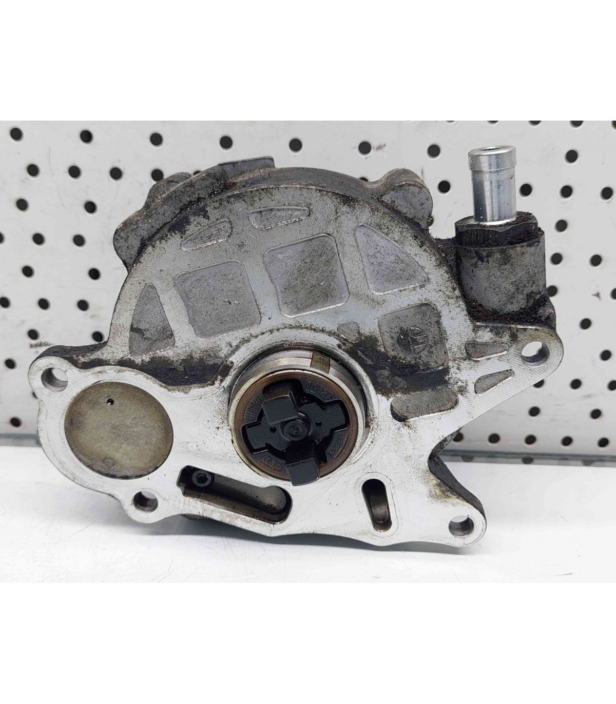 Pompa vacuum Audi A4 (8K2, B8) [Fabr 2008-2015] 03L145100F 2.0 TDI CAHA 2.0 TDI CAHA 125KW / 170CP