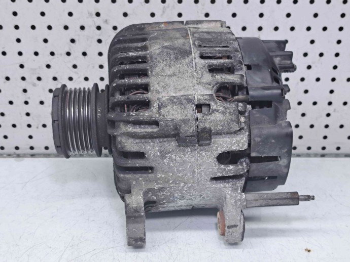 Alternator Audi A3 Sportback (8PA) [Fabr 2004-2013] 06F903023C 1.9 TDI BLS 77KW / 105CP  