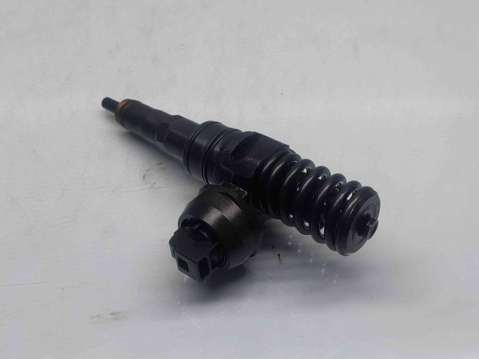 Injector Audi A3 Sportback (8PA) [Fabr 2004-2013] 038130073AG 1.9 TDI BLS 77KW / 105CP  