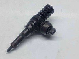 Injector Audi A3 Sportback (8PA) [Fabr 2004-2013] 038130073AG 1.9 TDI BLS 77KW / 105CP  