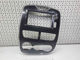 Ornament bord Renault Clio 4 [Fabr 2012-2020] 682607557R