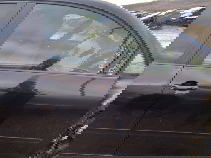 Usa dreapta fata Volkswagen Golf 5 Plus  OEM 2005-2008