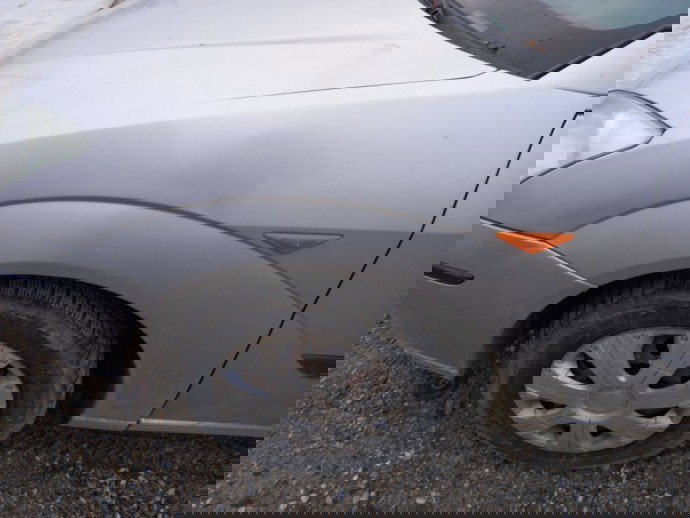 Aripa stanga fata Ford focus 1 1.8 TDCI OEM 1991-2005