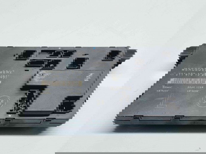  Modul confort Mercedes Clasa E (W211) [Fabr 2002-2009] 2118701326