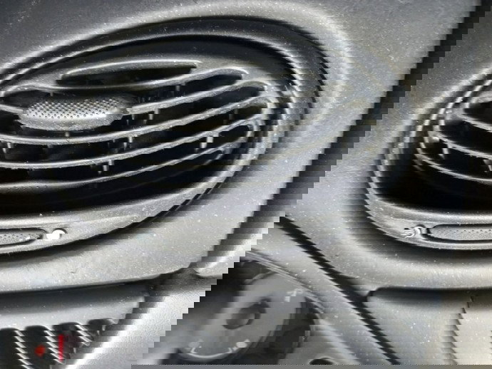 Grila aerisire stanga Ford focus 1 1.8 TDCI OEM 1991-2005