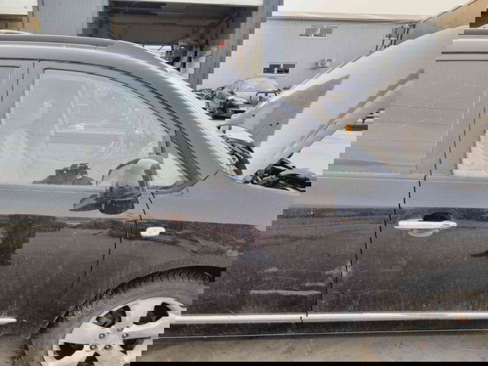 Usa dreapta fata Kia Carens III (LD) [Fabr 2006-2012] 9H BLACK CHERRY