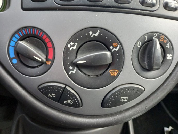 Panou clima Ford focus 1 1.8 TDCI OEM 1991-2005