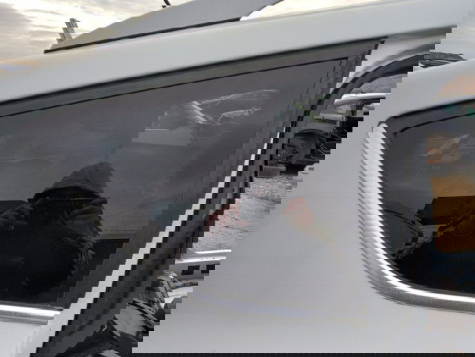 Geam fix dreapta spate Ford Kuga  OEM 2008-2012