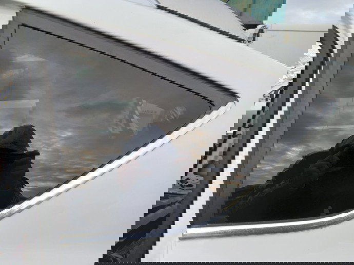 Geam fix stanga spate Ford Kuga  OEM 2008-2012