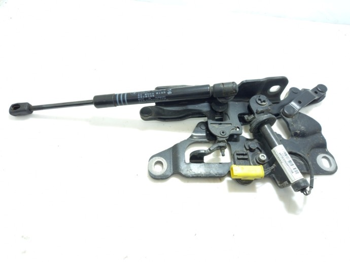 Balama capota cu capsa dreapta fata BMW 520 F10  7263056 2011-2016
