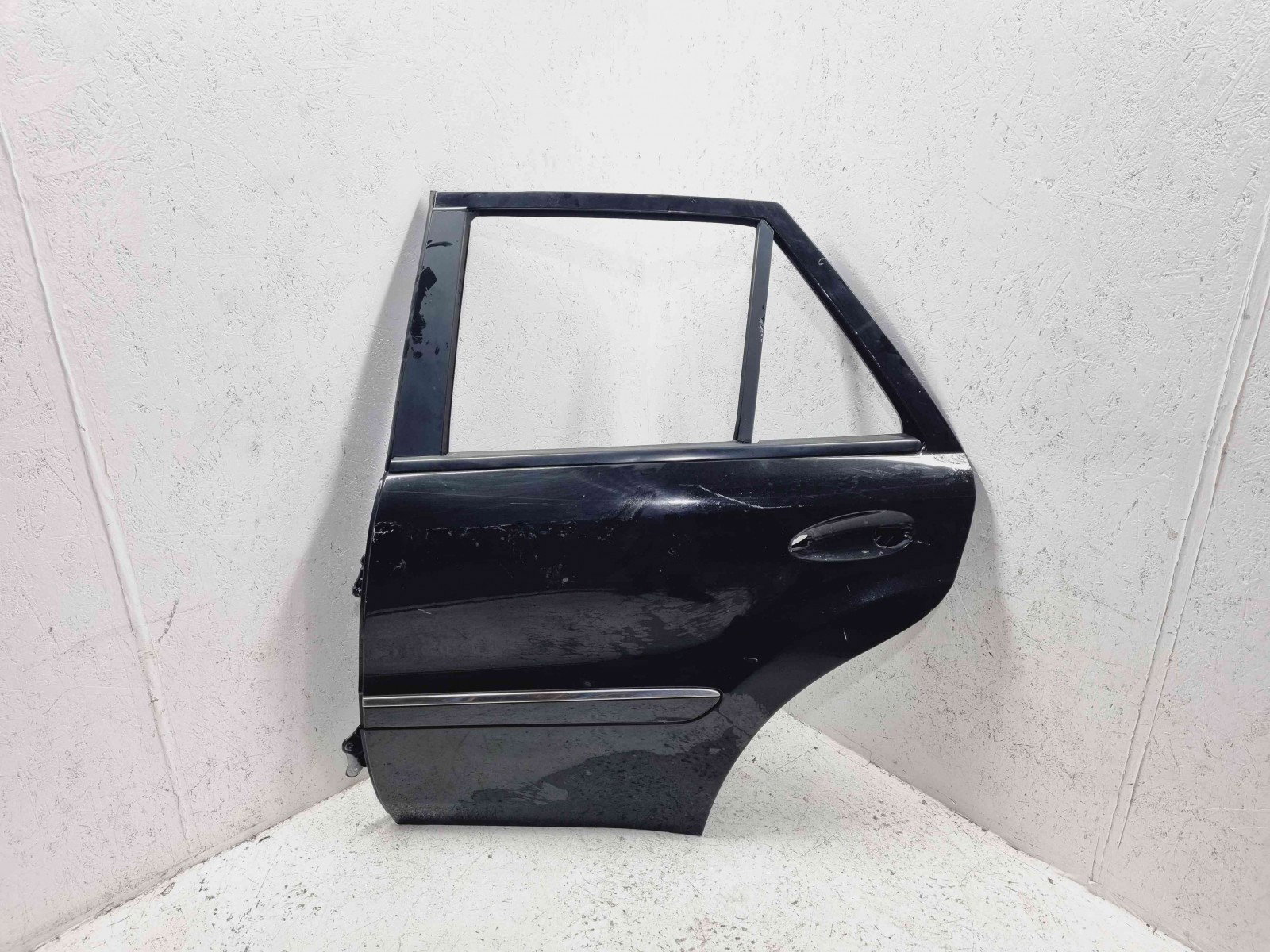 Usa stanga spate Mercedes Clasa ML (W164) [Fabr 2005-2012] 197 OBSIDIANSCHWARZ - imagine 1