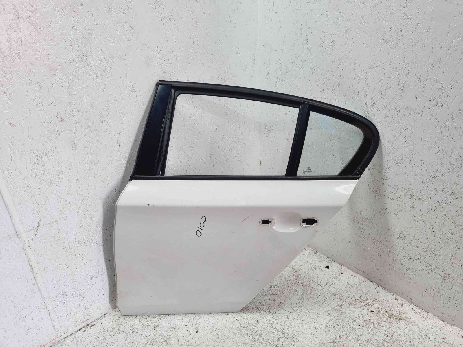 Usa stanga spate Bmw 1 (E81, E87) [Fabr 2004-2010] ALPINWEISS 3 (300) - imagine 1