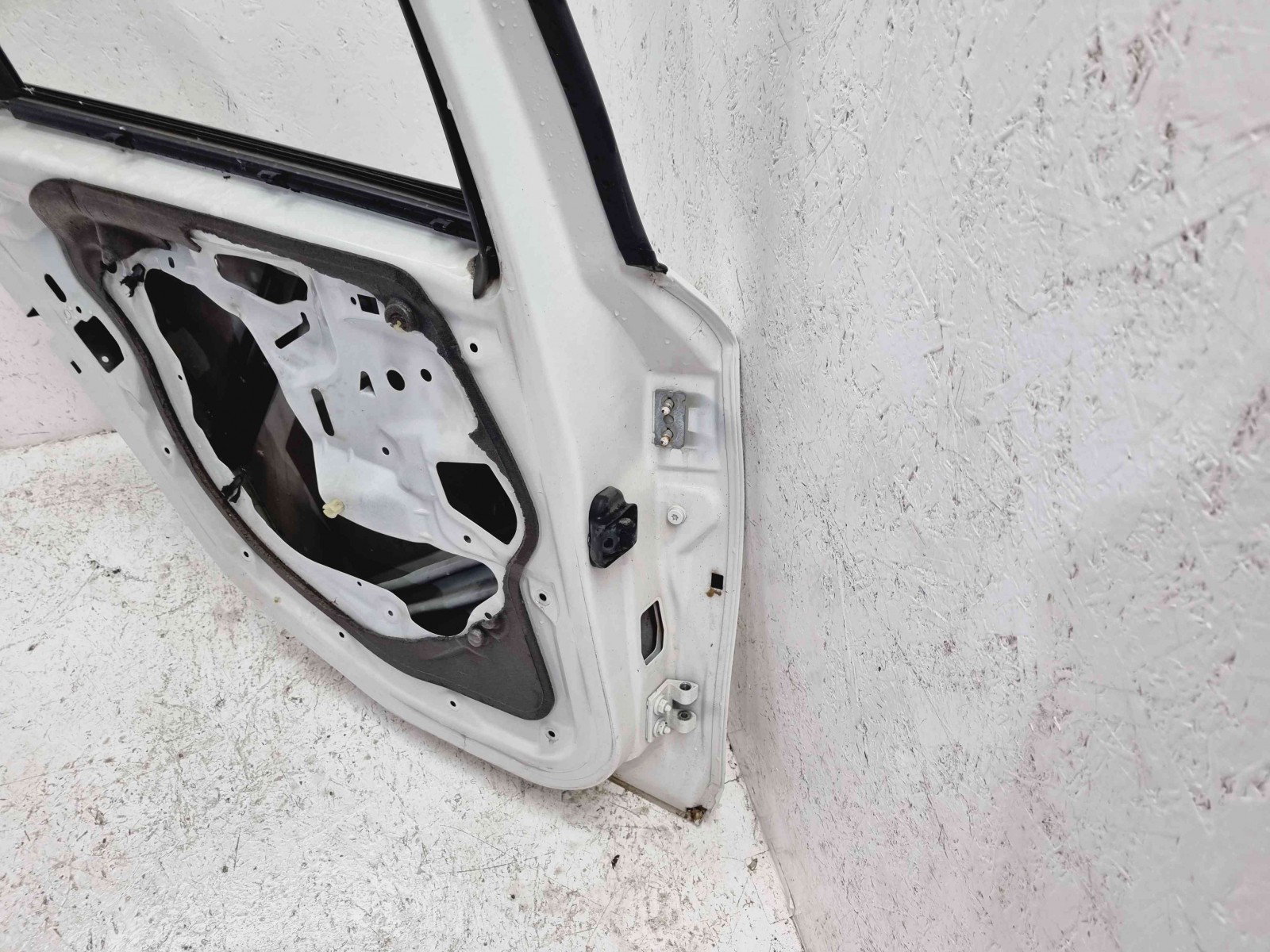 Usa stanga spate Bmw 1 (E81, E87) [Fabr 2004-2010] ALPINWEISS 3 (300) - imagine 7