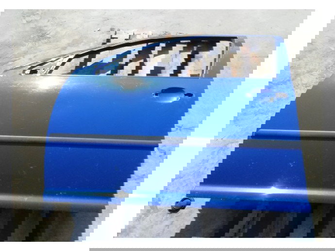 Usa stanga fata Volkswagen Golf 4 1.4 OEM 1997-2004