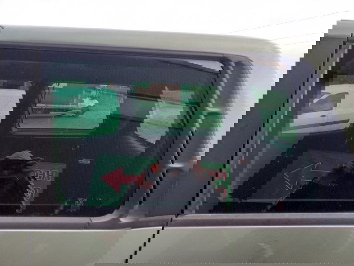 Geam fix stanga spate Nissan Terrano  OEM 1999-2002