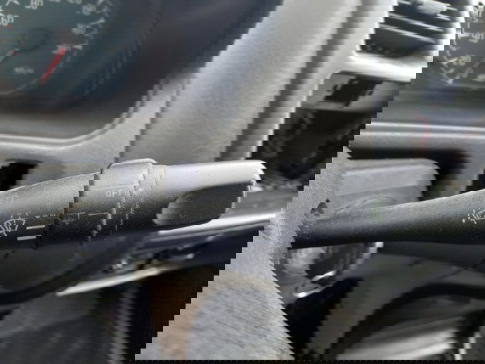 Maneta stergatoare Nissan Terrano  OEM 1999-2002