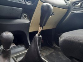 Nuca schimbator Nissan Terrano  OEM 1999-2002