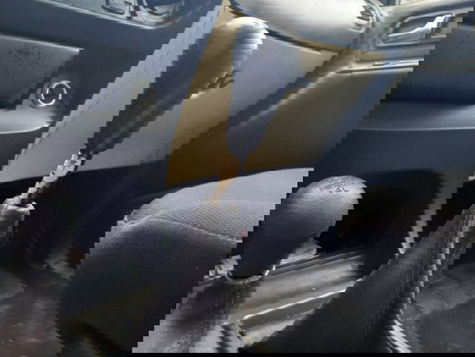 Nuca schimbator Nissan Terrano  OEM 1999-2002