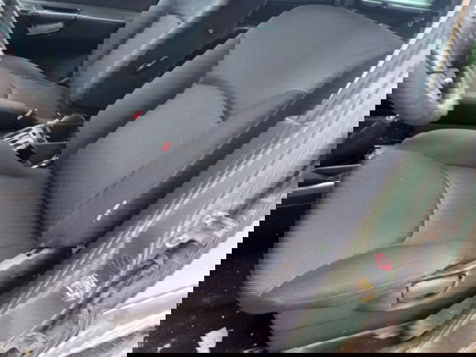 Scaun sofer Nissan Terrano  OEM 1999-2002