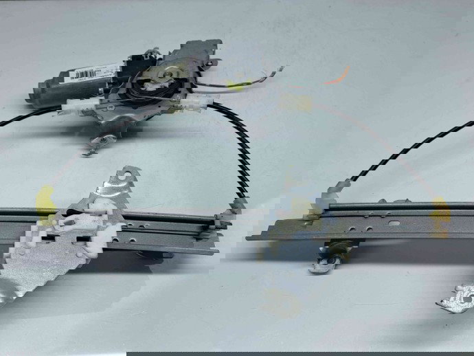 Macara electrica geam dreapta spate Nissan Qashqai [Fabr 2007-2014] 402190A