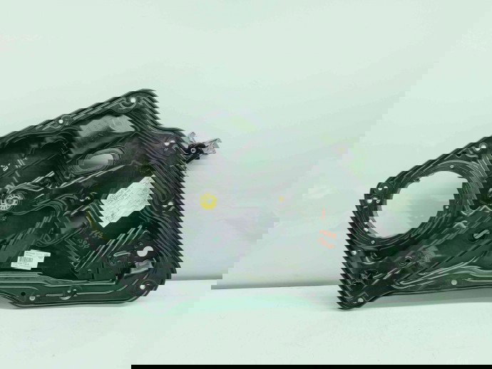 Macara electrica geam dreapta spate Volkswagen Tiguan (5N) [Fabr 2007-2016] 5N0839730R