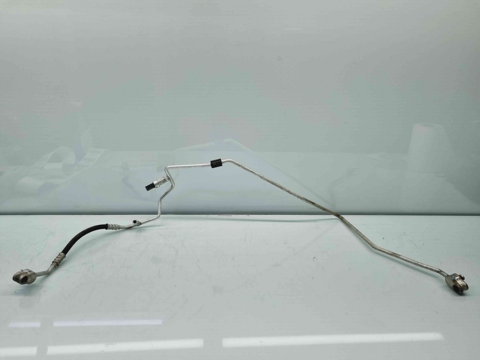 Conducta AC Volkswagen Tiguan (5N) [Fabr 2007-2016] 5N0820741C 2.0 TDI CFFB 103KW / 140CP 2.0 TDI CFFB 103KW / 140CP
