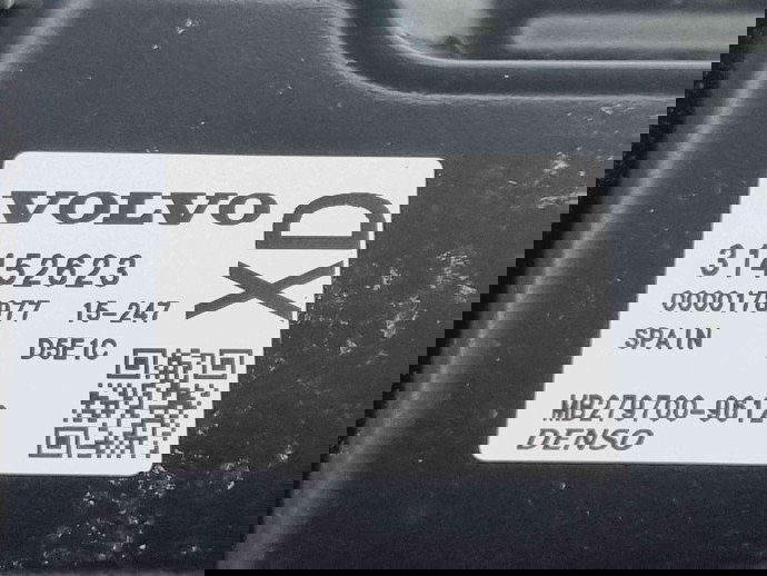 Calculator motor ECU Volvo V60 [Fabr 2010-2018] 31452623 2.0 D4204T8 88KW / 120CP 2.0 D4204T8 88KW / 120CP