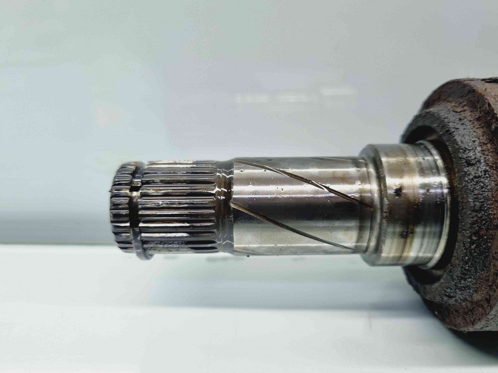 Planetara stanga spate Volvo XC60 [Fabr 2008-2017] OEM 2.4 D5244T 151KW / 205CP 2.4 D5244T 151KW / 205CP - imagine 2