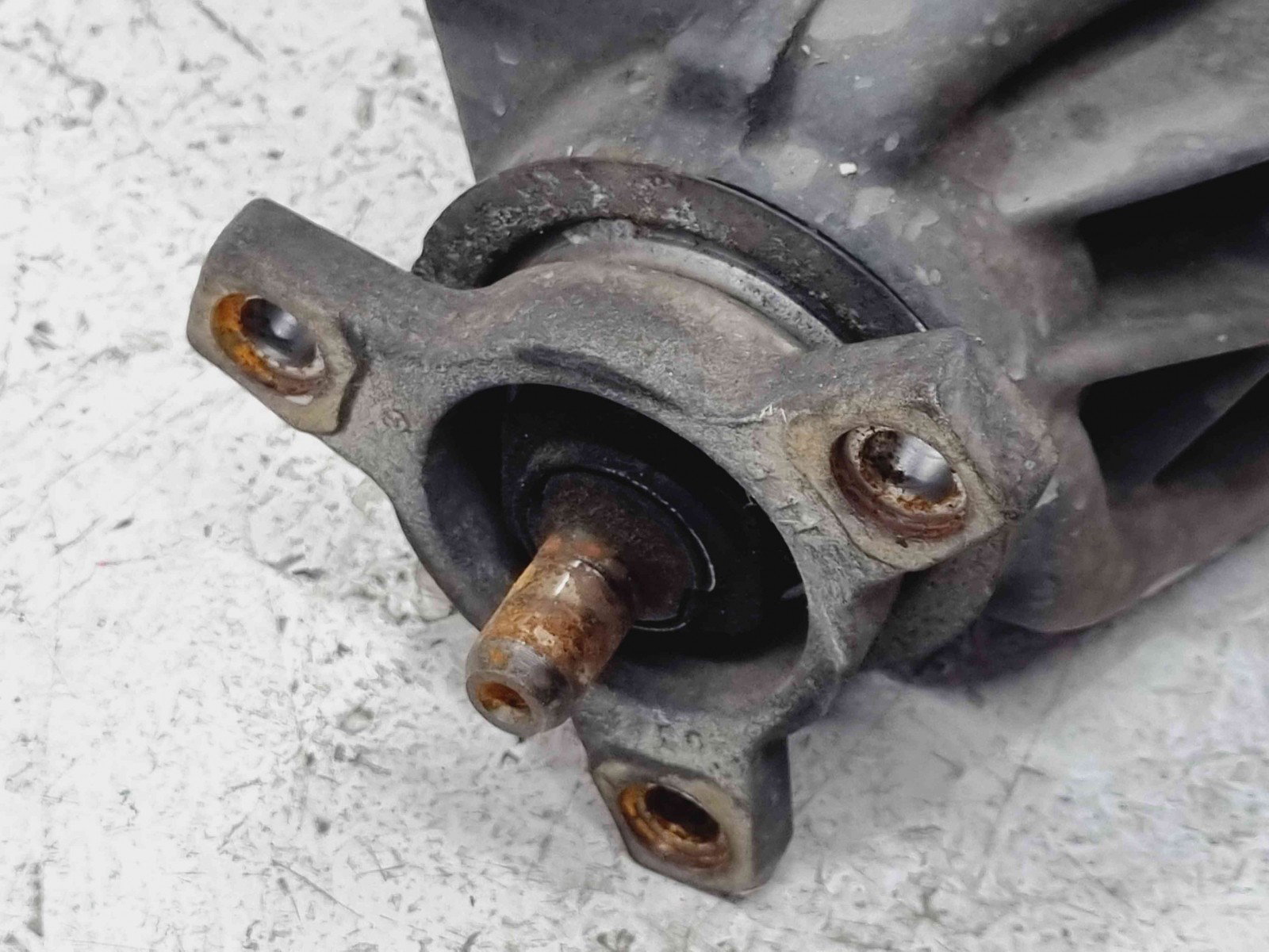 Grup diferential spate Mercedes Clasa E (W207) Coupe AMG [Fabr 2009-2012] 2073500514 2.2 CDI 651911 2.2 CDI 651911 143KW / 194CP - imagine 3