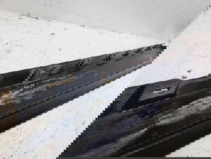 Prag lateral stanga Skoda Yeti (5L) [Fabr 2009-2020] 5L0853855A