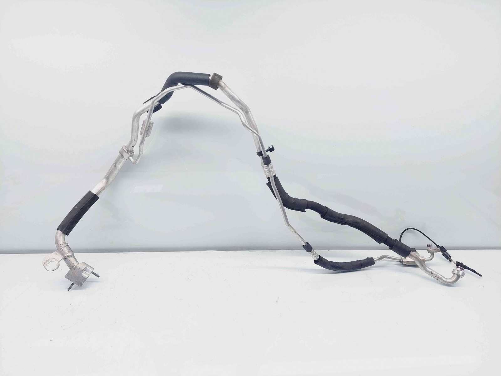 Conducta AC Mercedes Clasa E (W212) Facelift [Fabr 2009-2016] 2123330684 / A2128301916 2.2 CDI 651924 2.2 CDI 651924 143KW / 194CP - imagine 1