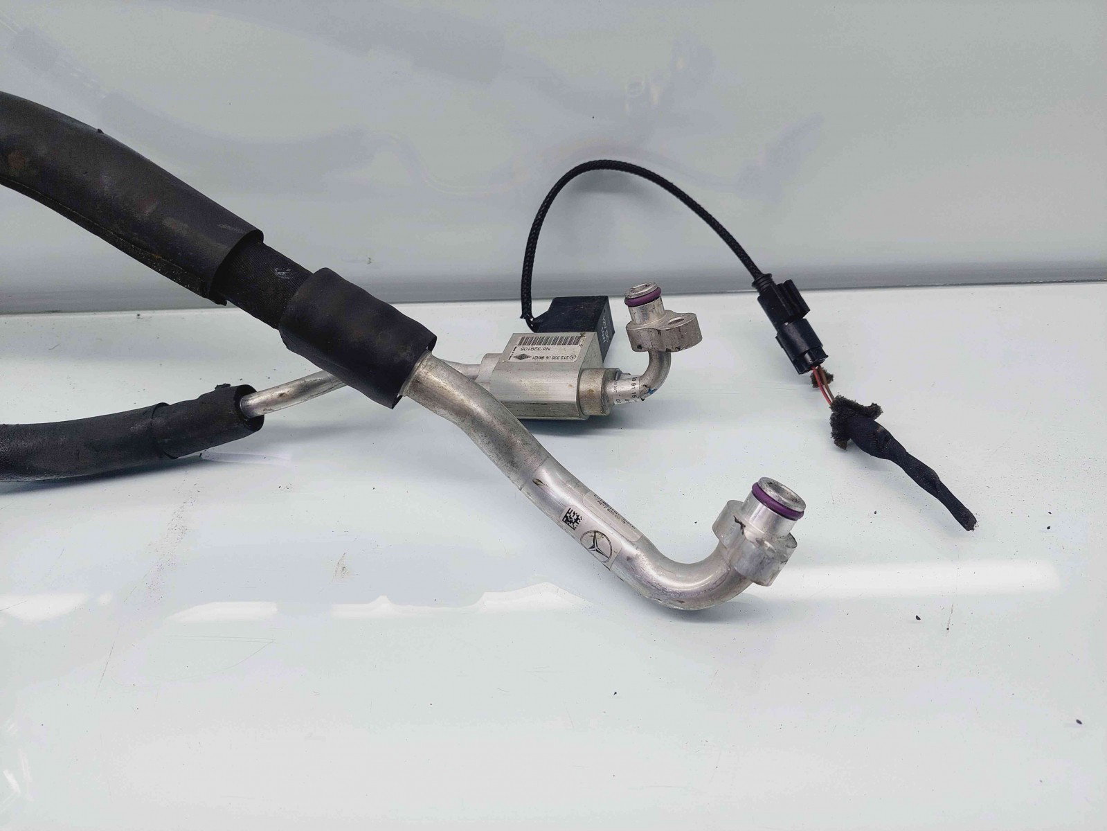 Conducta AC Mercedes Clasa E (W212) Facelift [Fabr 2009-2016] 2123330684 / A2128301916 2.2 CDI 651924 2.2 CDI 651924 143KW / 194CP - imagine 2