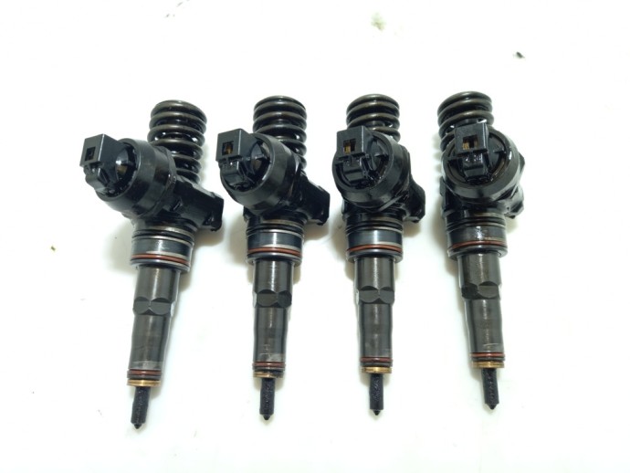 Injector Audi A4 B6 1.9 AWX 038130073A 2000-2004
