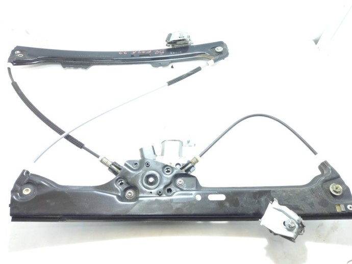 Macara cu motoras dreapta fata BMW 525 E39  7034352S 1995-2004