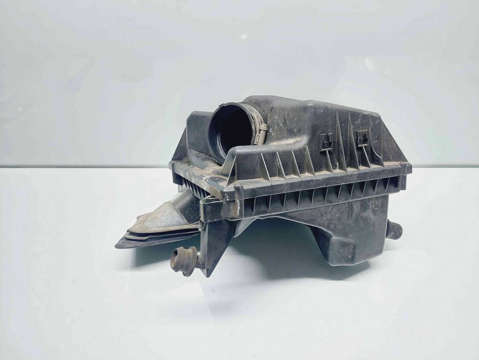 Carcasa filtru aer Opel Astra J Coupe GTC [Fabr 2009-2015] OEM 2.0 CDTI A20DTH 2.0 CDTI A20DTH 110KW / 150CP - imagine 1