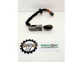 Contact cu cheie Dacia Sandero