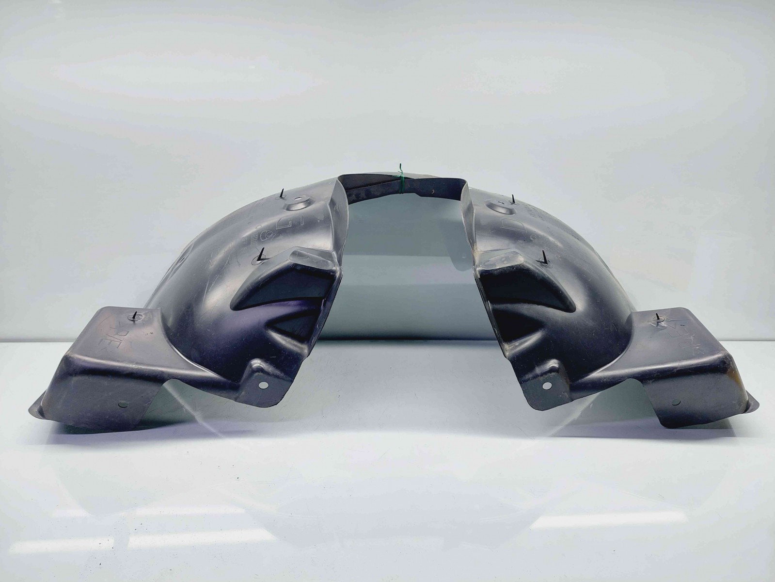 Carenaj roata stanga fata Opel Movano B F3500 (L2 H2) [Fabr 2010-2022] 638230008P / 638320007R - imagine 1