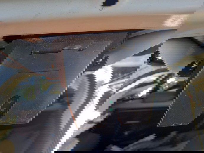 Broasca haion Ford Fiesta 6  OEM 2008-2021