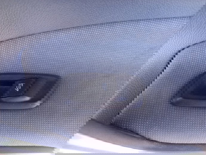 Buton geam electric dreapta fata Ford Fiesta 6  OEM 2008-2021