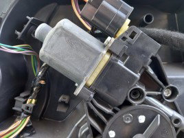 Motoras macara dreapta fata Ford Fiesta 6  8A61-14553-A 2008-202