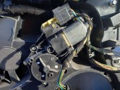 Motoras macara stanga fata Ford Fiesta 6 8A61-14A389-B 2008-202
